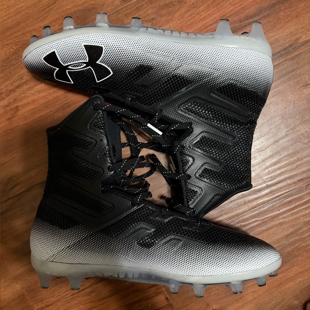 Under Armour Highlight Football Cleats
